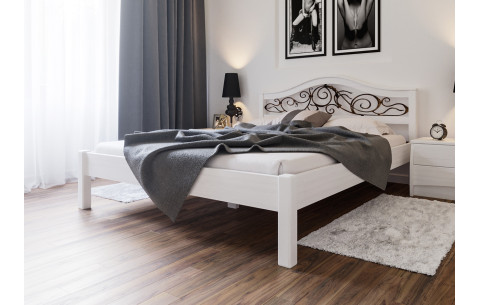Деревянная кровать Италия  с ковкою ЧДК