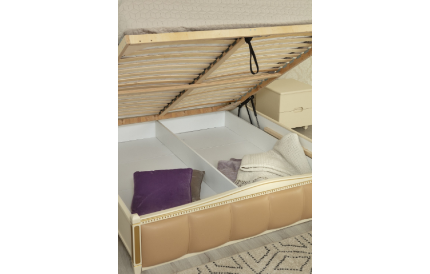 Деревянная кровать Прованс с патиной и фрезеровкой и мягкой спинкой квадраты и механизмом Олимп