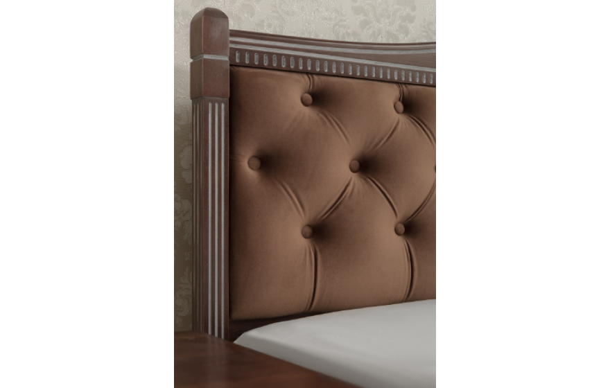 Деревянная кровать Прованс с патиной и фрезеровкой мягкой спинкой ромбы и механизмом Олимп